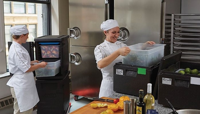 термоконтейнер cambro epp400 110 черный